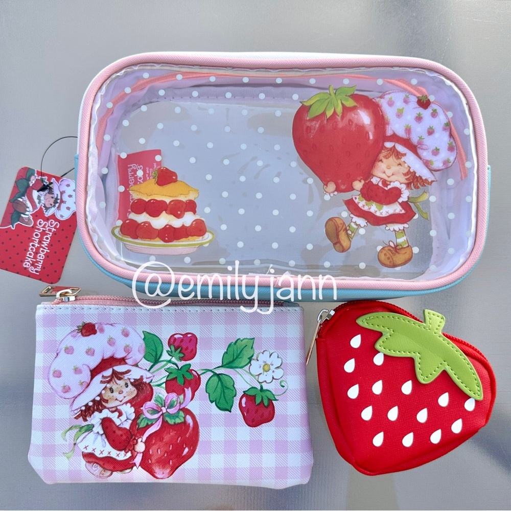 Strawberry Shortcake🍓Cosmetic Bag Set